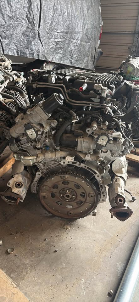 Nissan VQ37VHR 3.7L